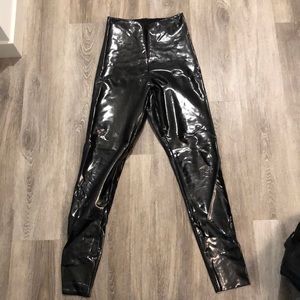COMMANDO CONTROL PVC LEGGINGS